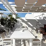 Zeos - Cycladic House Close To The