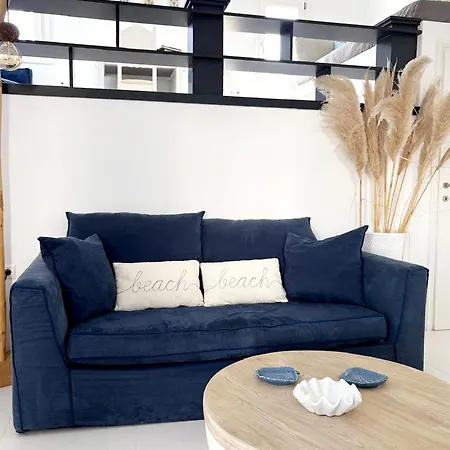 Zeos - Cycladic House Close To The Villa