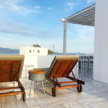 Villa Zeos - Cycladic House Close To The Ampelas