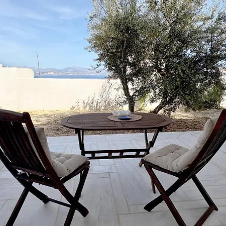 Zeos - Cycladic House Close To The * Ampelas